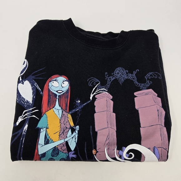 DISNEY THE NIGHTMARE BEFORE CHIRSTMAS TIM BURTON BLACK SWEATSHIRT UNISEX SMALL - Picture 10 of 12